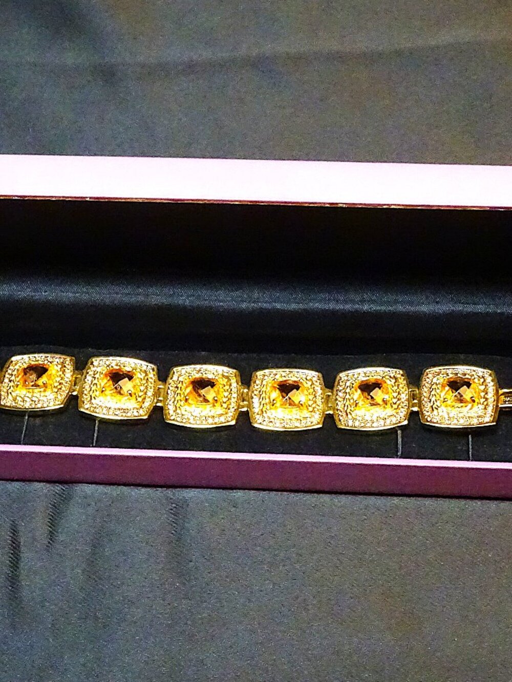 Suzanne Somers Beautiful Amber and Gold 7" Bracelet Never Worn